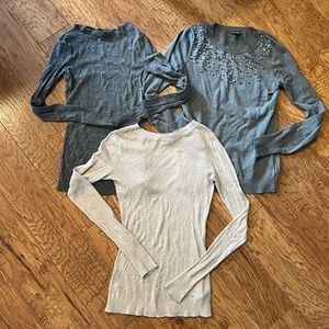 3 Express Sweaters, S